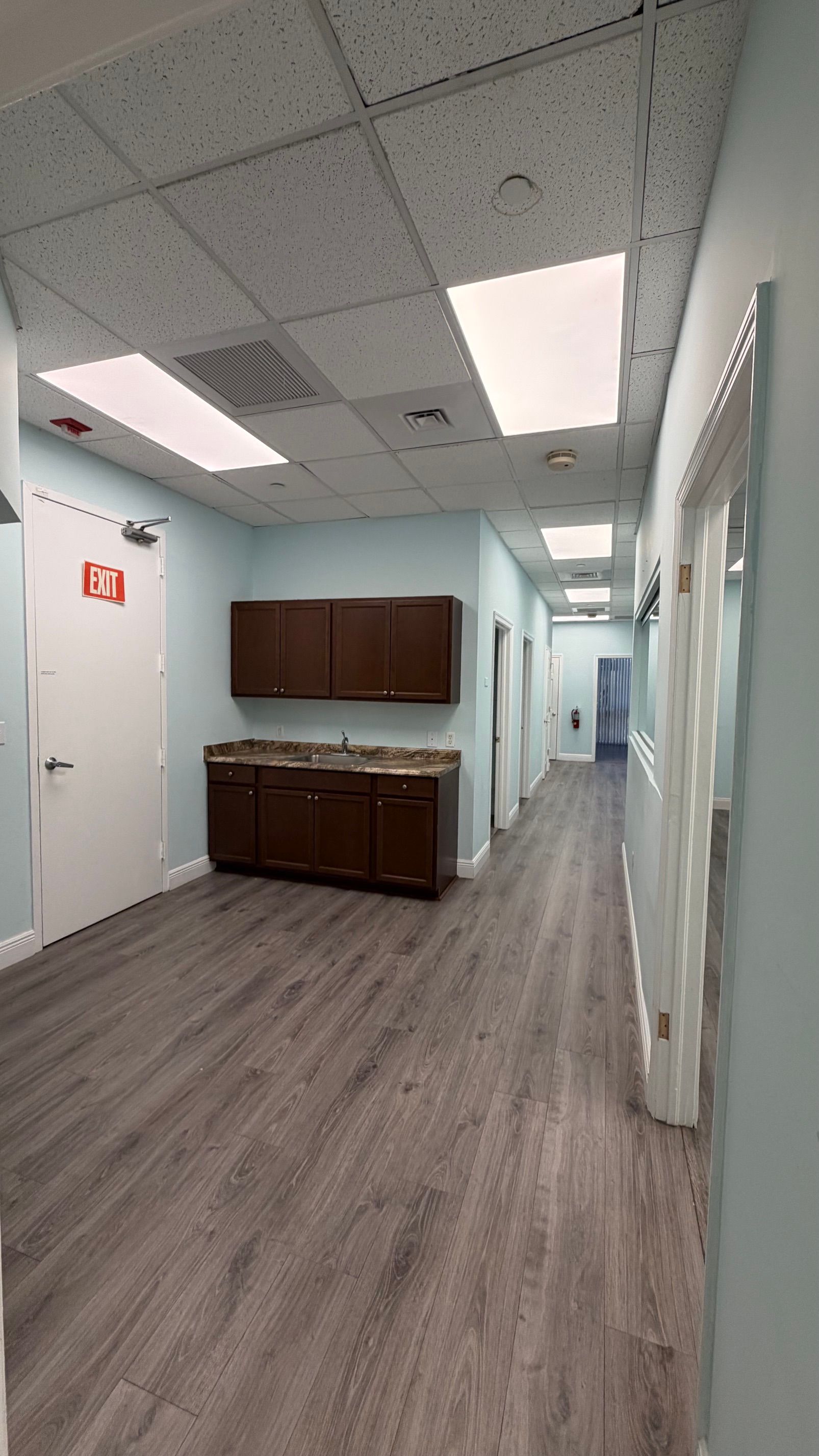Unit 200, office space, photo 5